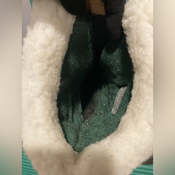 Sorel Tan Caribou Waterproof Winter Boots 11 - Picture 10 of 16